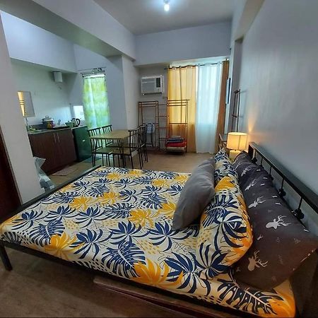 Alabang Affordable Condominium Манила Экстерьер фото