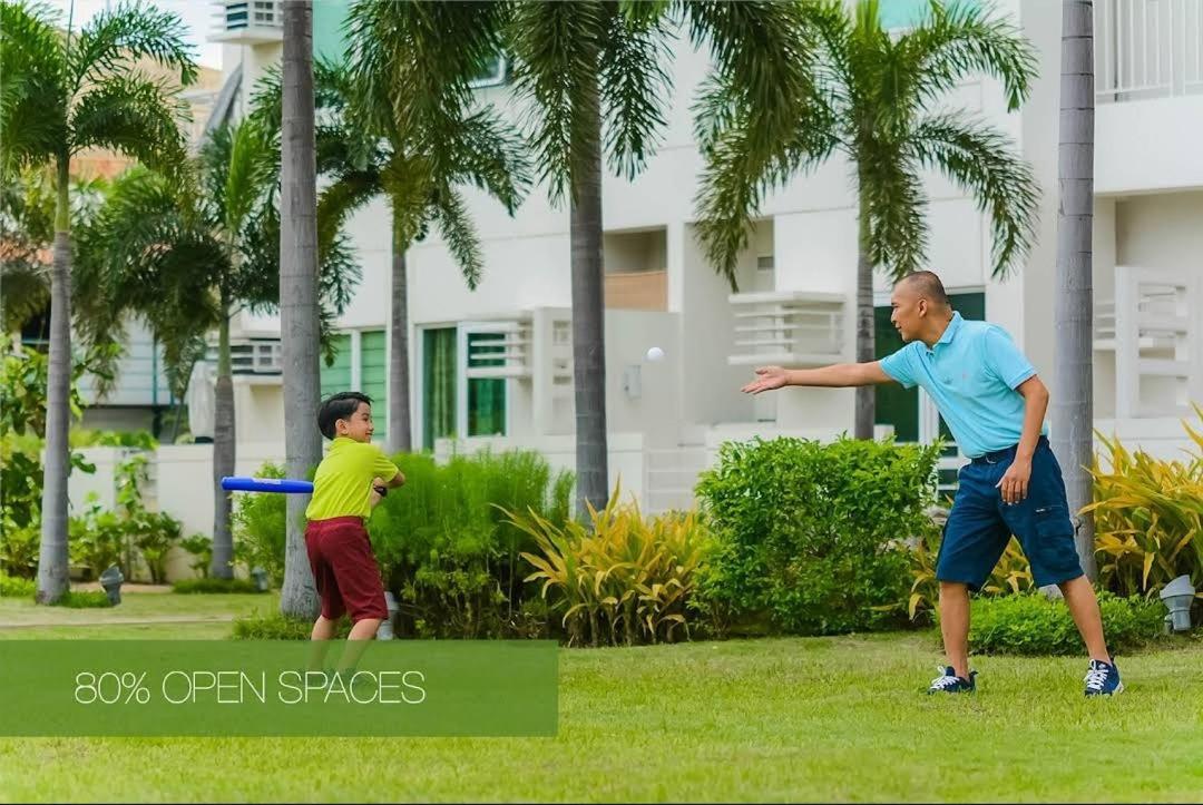 Alabang Affordable Condominium Манила Экстерьер фото