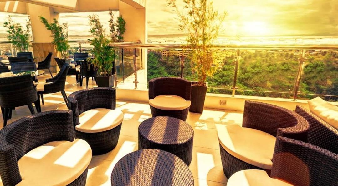 Alabang Affordable Condominium Манила Экстерьер фото